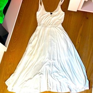 House of Harlow x Revolve white dress,Only worn once! Pristine condition, size S